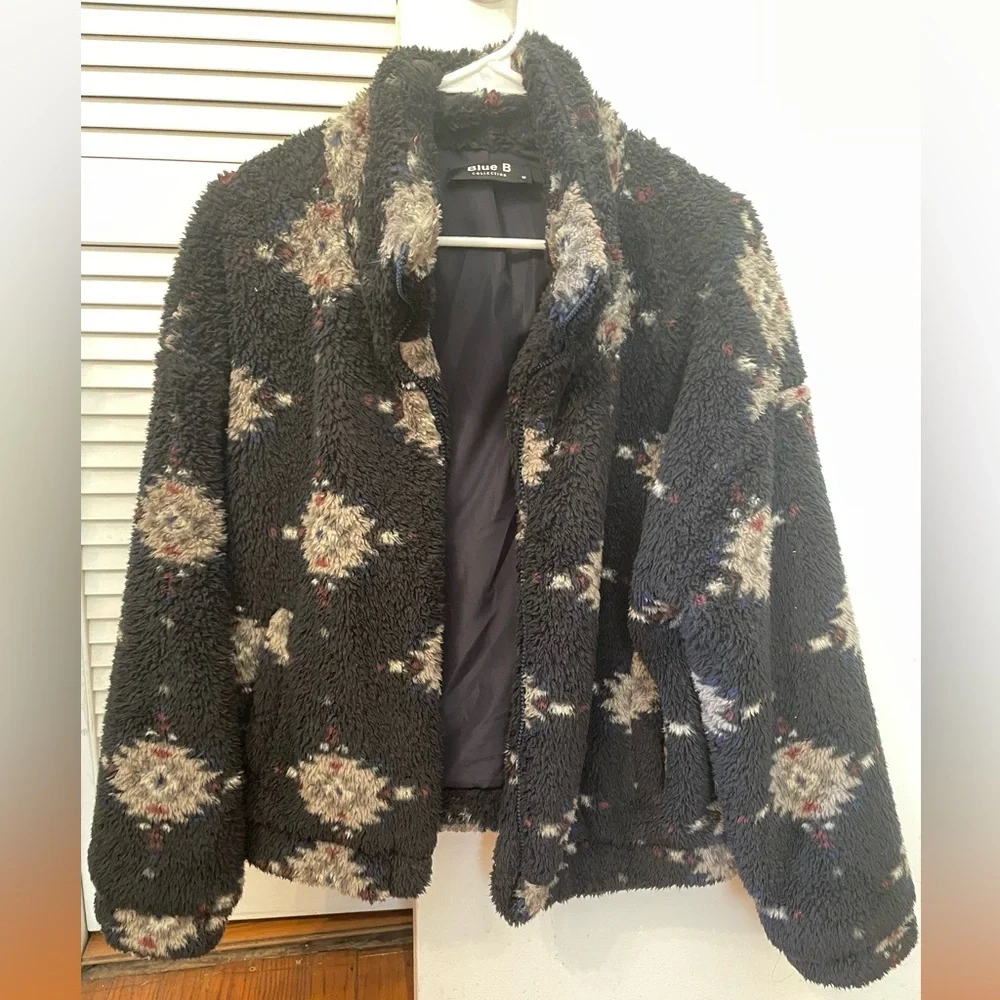 Aztec Sherpa Cropped Jacket - Picture 1 of 2